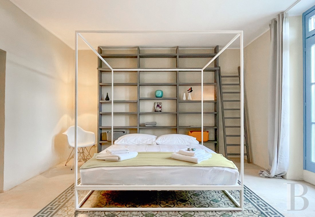 An Art Nouveau villa overlooking Lake Maggiore in Vignone, Italy - photo  n°11